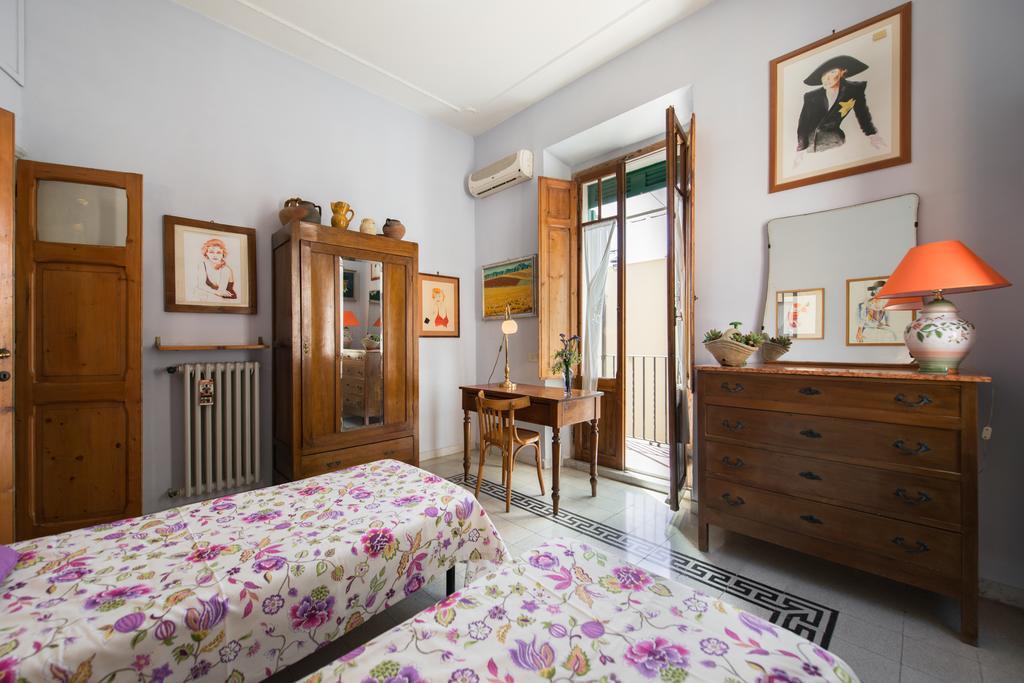 Colosseo Holiday House Рим Екстер'єр фото