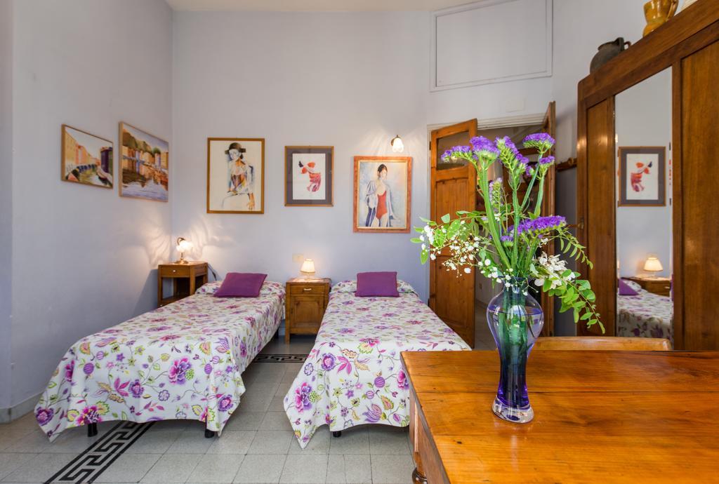 Colosseo Holiday House Рим Екстер'єр фото